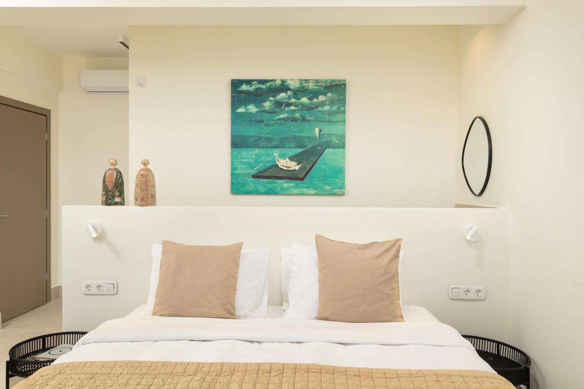 Minimalist Mediterranean Blue Key Villa With Sea View & Infinity Heated Pool 阿齐亚·佩拉加 外观 照片