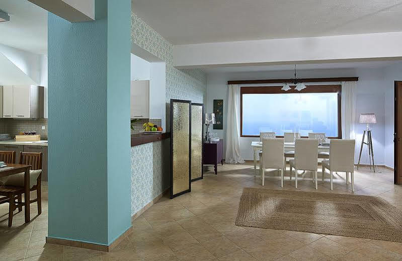 Minimalist Mediterranean Blue Key Villa With Sea View & Infinity Heated Pool 阿齐亚·佩拉加 外观 照片